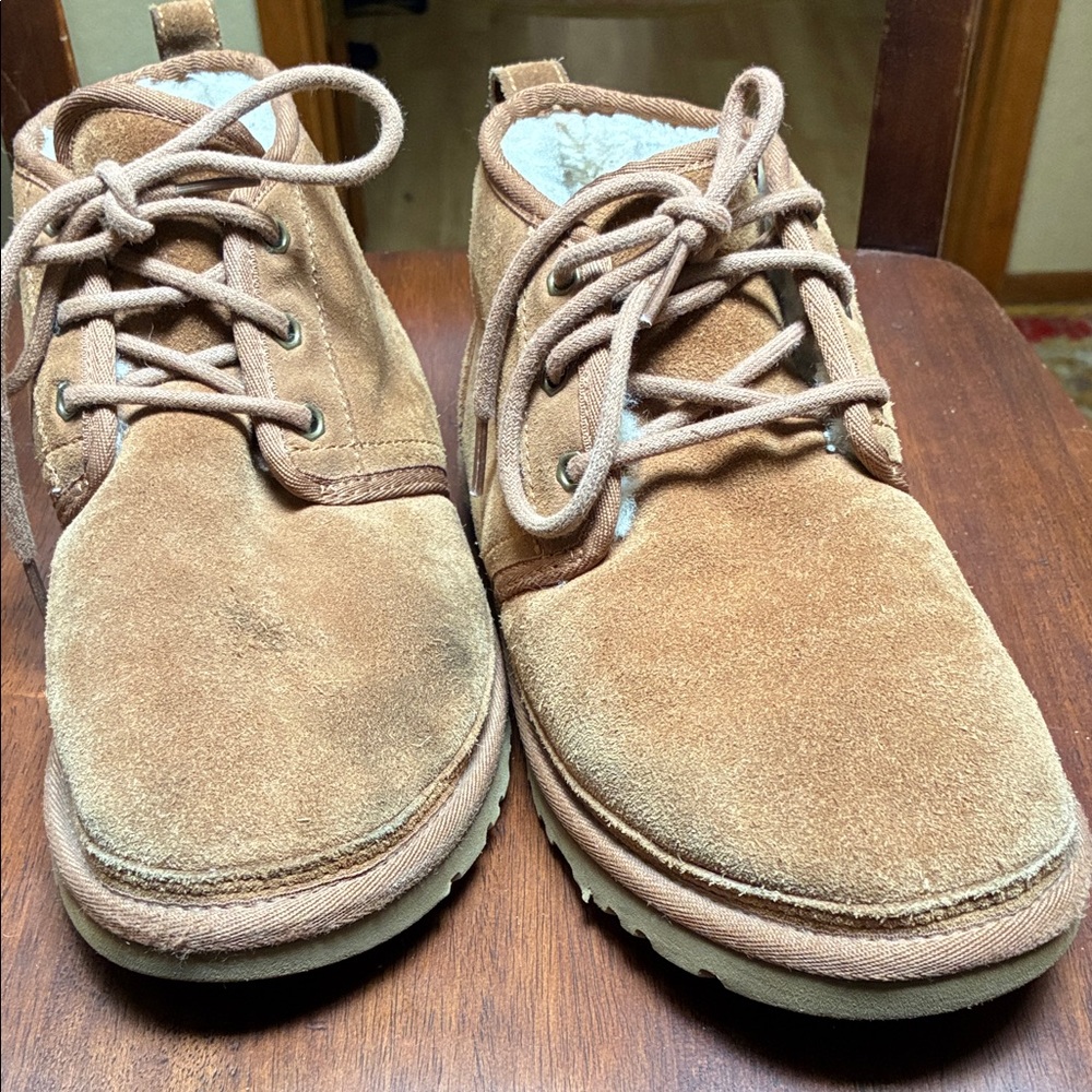 UGG Men's Suede Lace-Up Chukka Boots in Light Brown